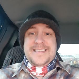 Meet your Posher, Derick